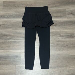 Athleta XS Elation 2 in 1 7/8 Tight Leggings Black Skirt Activewear Tennis Run